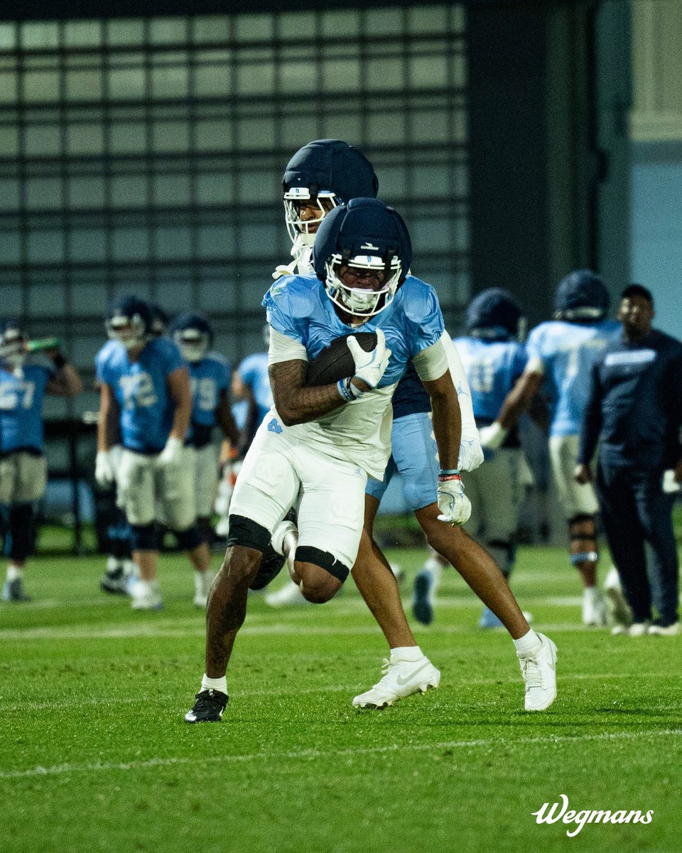 Carolina Football tweet media