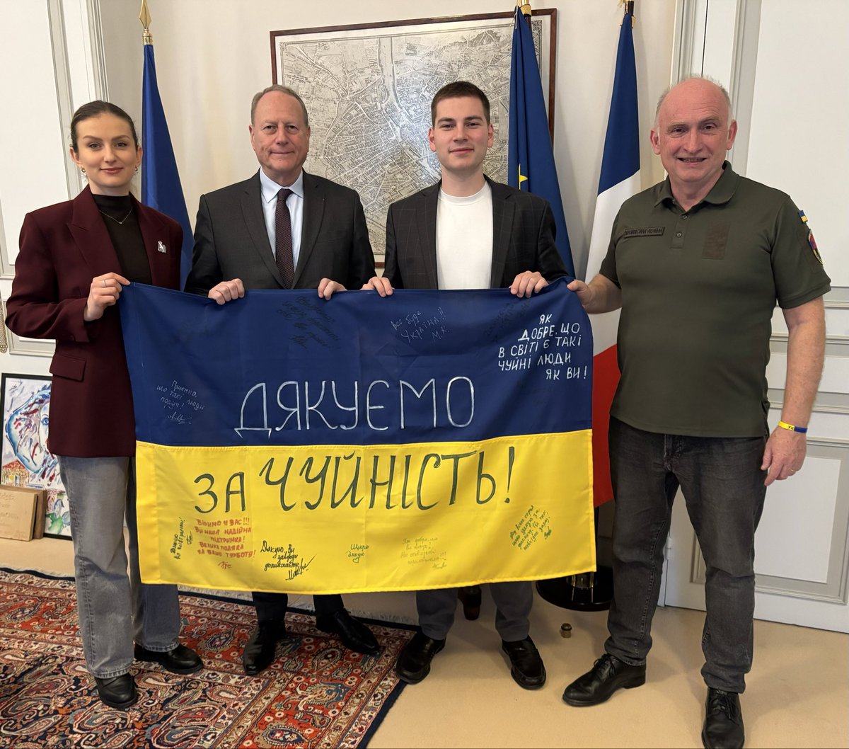 Mairie du 15 tweet media