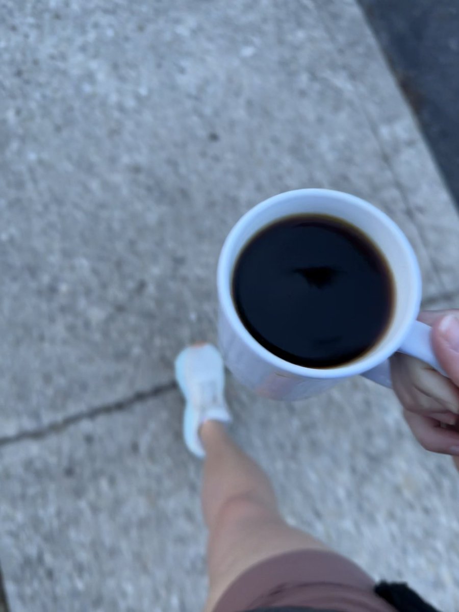 Em Schneider tweet media