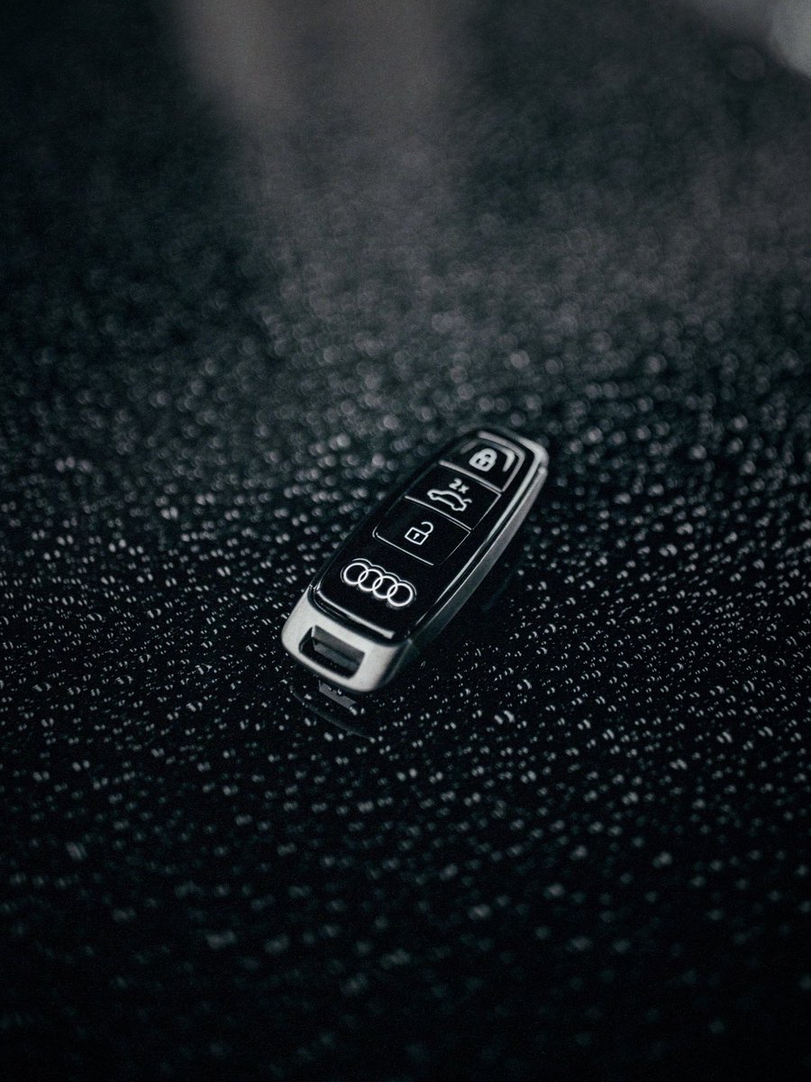 alenpalander's tweet photo. Where light fades, details matter - @AudiCanada. https://t.co/cWSetdQMmI