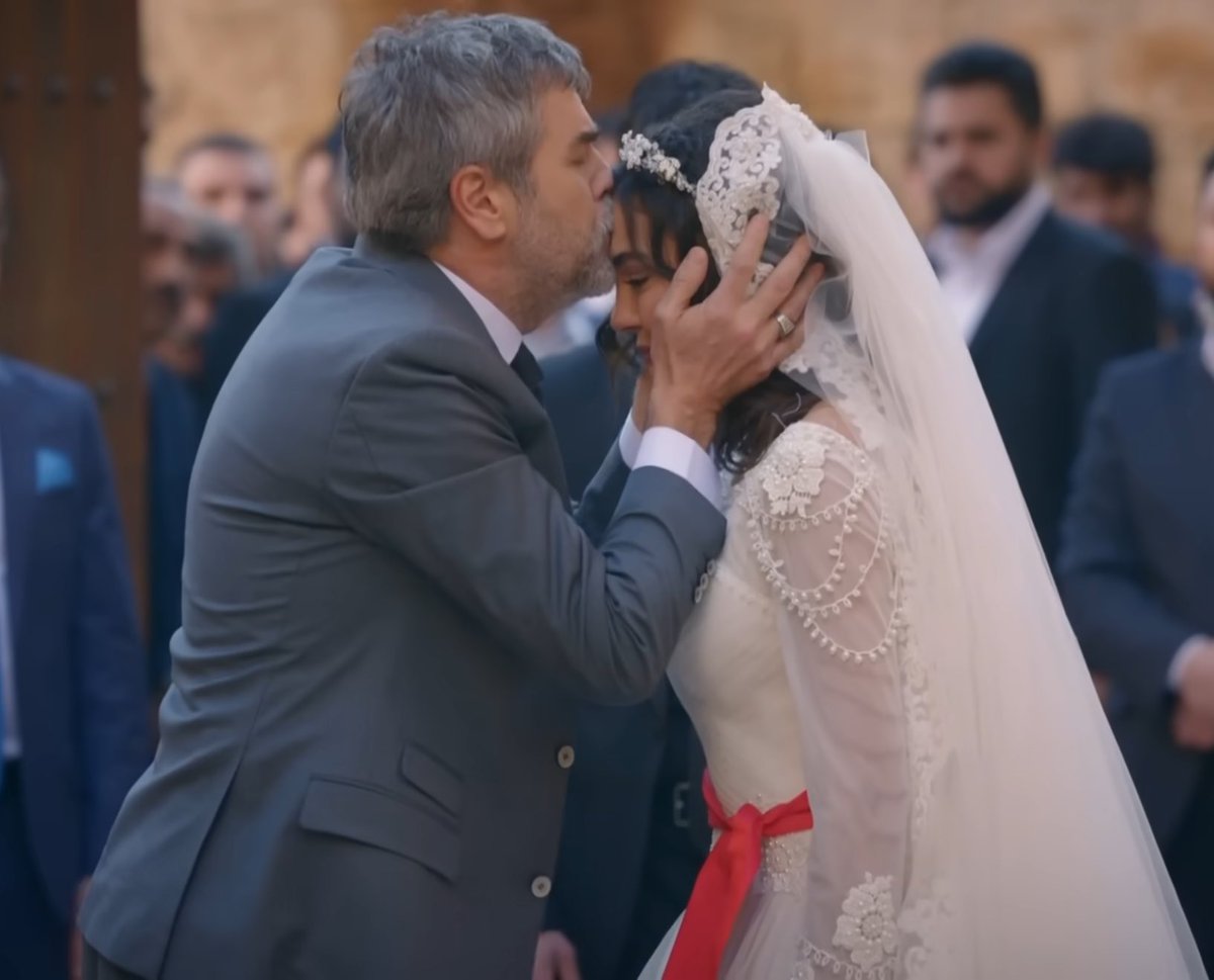 gulyyyammmd's tweet image. bana sorarlarsa Türk dizi tarihinin gelmiş geçmiş en iyi babası Hazar Şadoğludur 

#Hercai