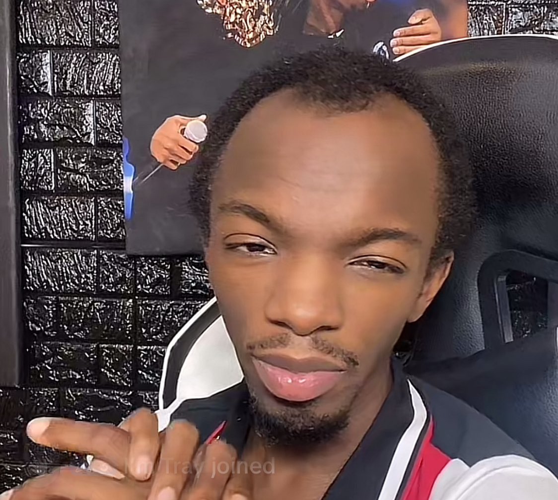 urnever4lone's tweet photo. Got a cut n retwist. Went to wally world for sum hangers n walked out wit YO bitch https://t.co/QnTv8taETm