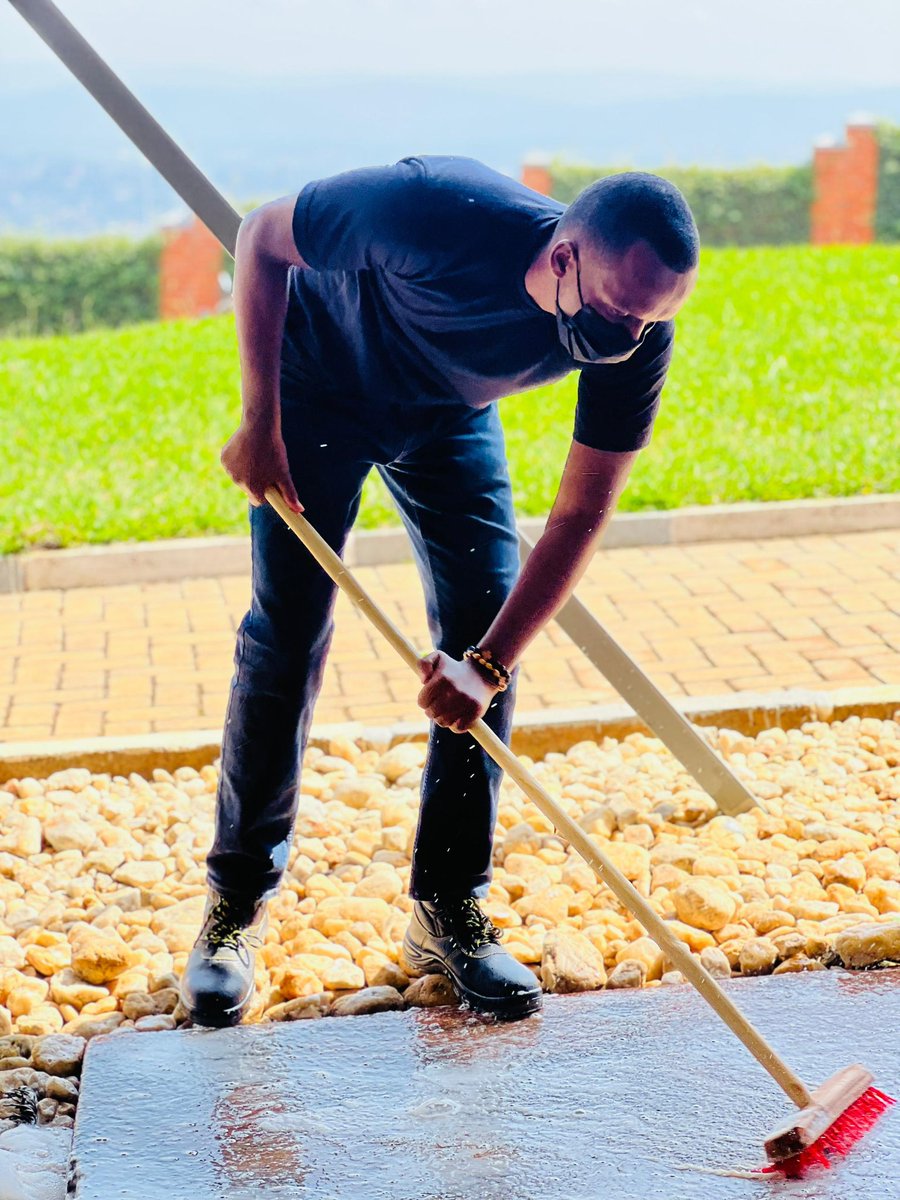 Tito Hare tweet media