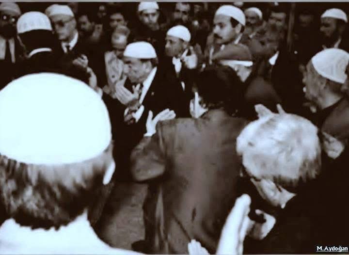 vedatsahi_n's tweet photo. Gayemiz yalnız ve yalnız Allah'ın rızasını kazanarak İslam'a, Müslüman Türk milletine, Türk Dünyasına hizmet için olmuştur. Cenab-ı Allah'ın rızasından başka bir gayemiz yoktur. 

#BaşbuğAlparslanTürkeş https://t.co/207HVTC15T