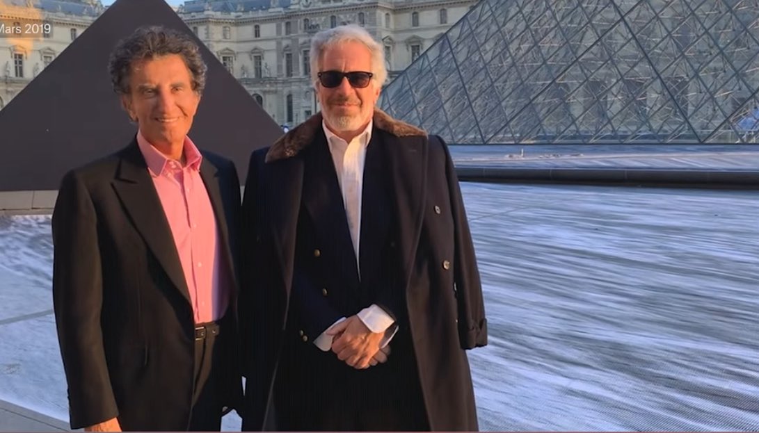 L’abeille 🐝 tweet media