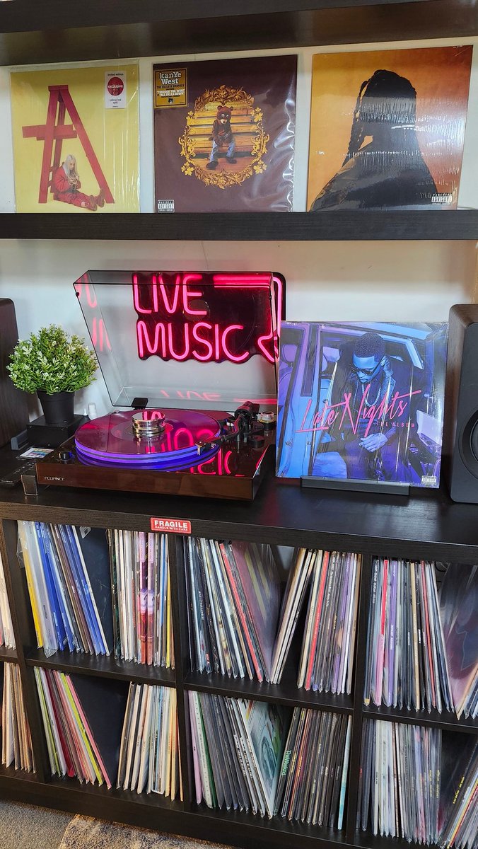 Emmanuel Flores tweet media