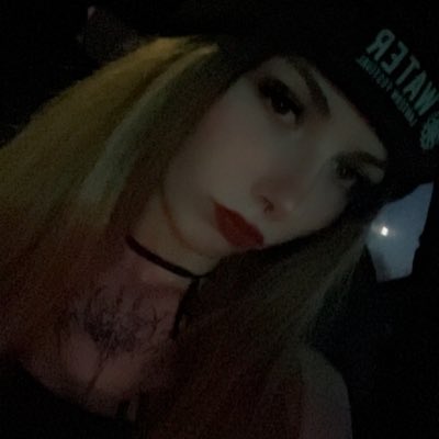 MeliaRandom's tweet photo. #NewProfilePic https://t.co/K2w5hRlfzn