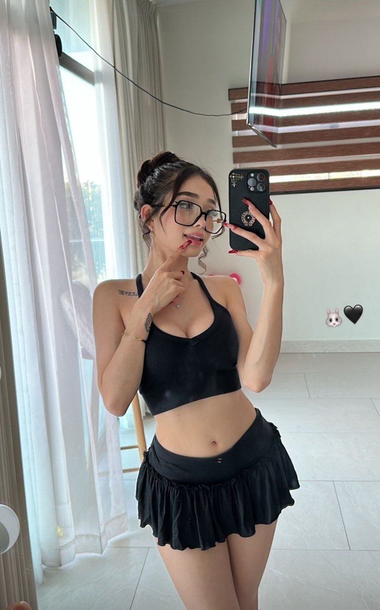 Yajana Cano 💋 tweet media