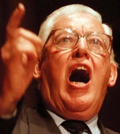 Seán Murray tweet media