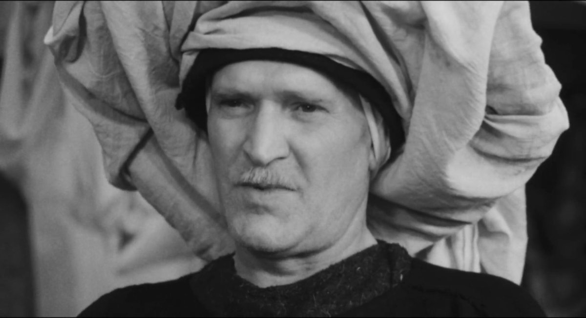 mgdars's tweet photo. Además del ya explorado Renacimiento italiano, la pintura flamenca del siglo XV también habita en Il Vangelo secondo Matteo (Pier Paolo Pasolini, 1964). https://t.co/ktzaYV5790