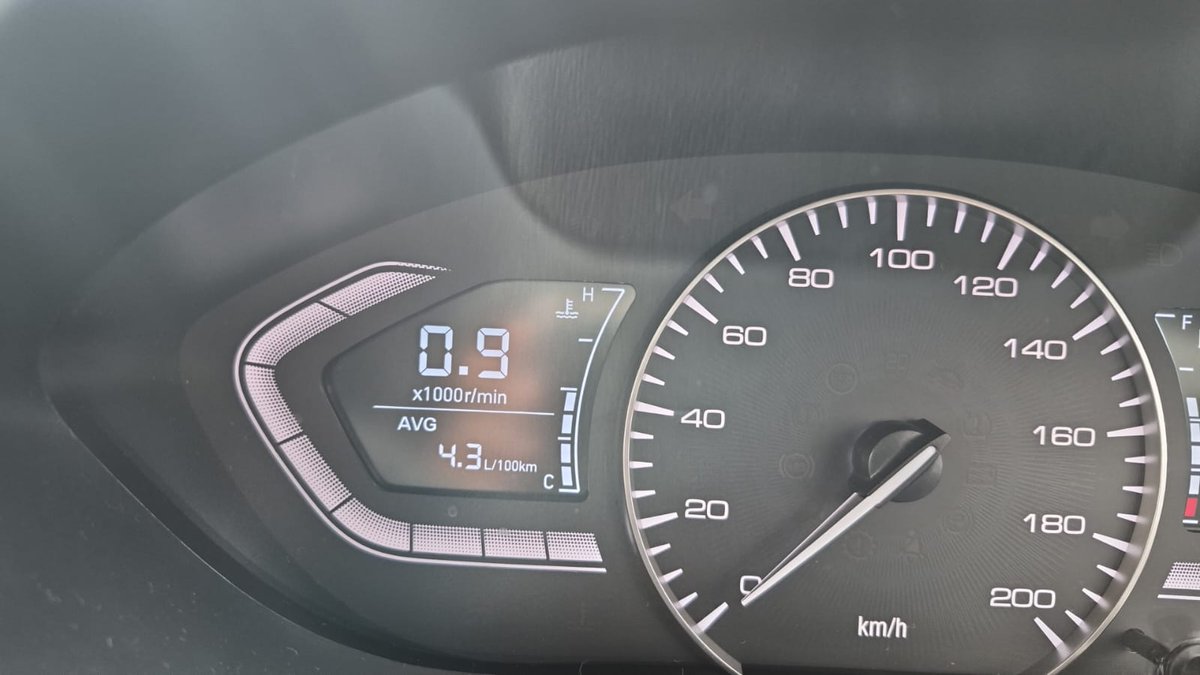 Lulupoep tweet media