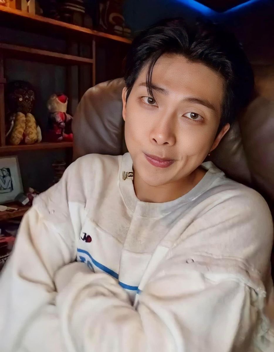 Büşü⁷ 🪭 tweet media