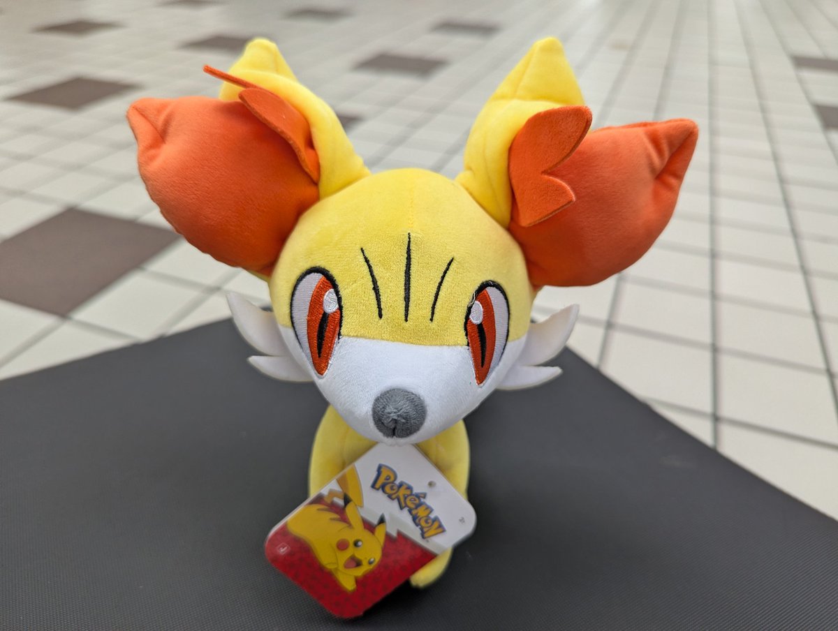 Lithi the Fennekin 🔞 tweet media