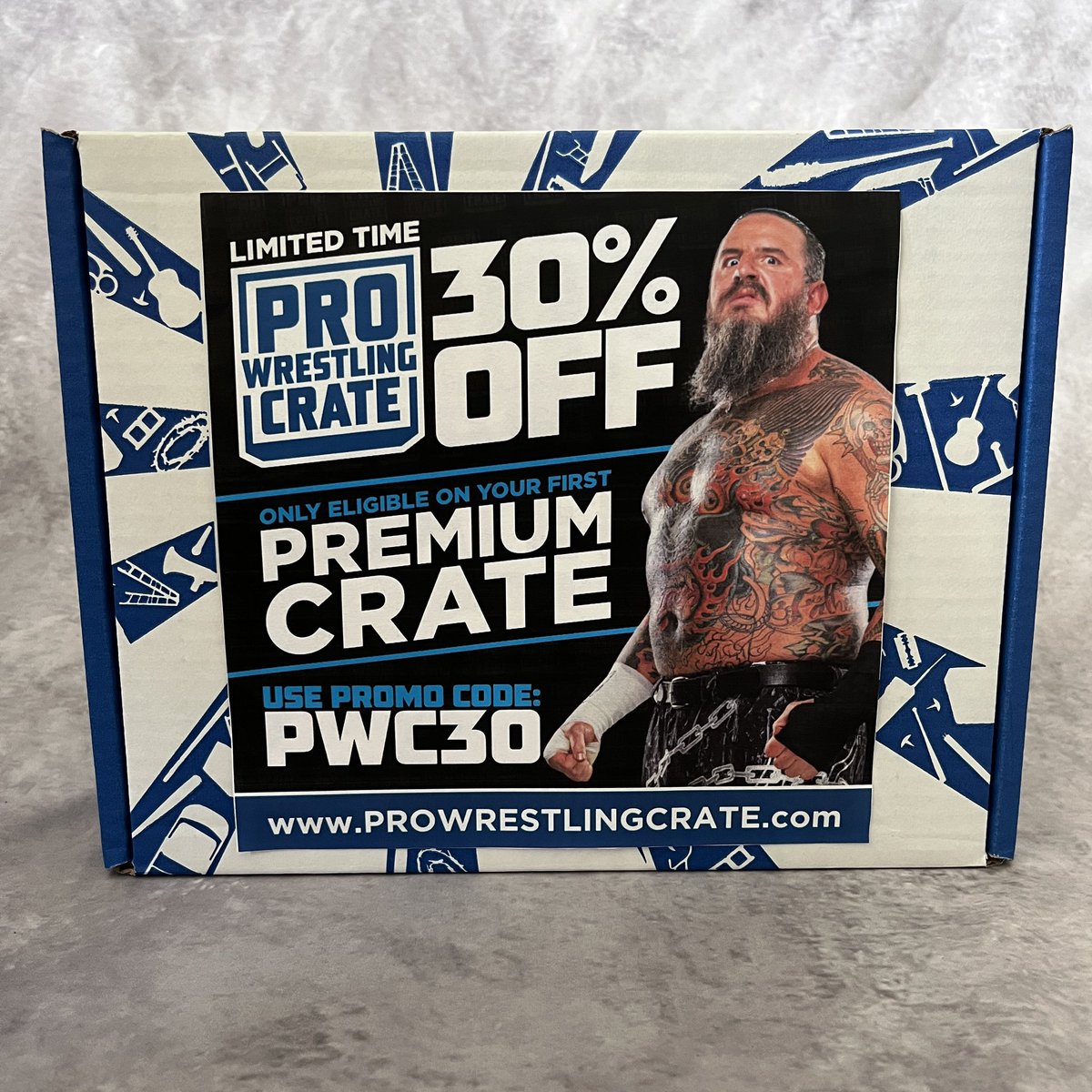 PWCrate's tweet photo. For a limited time, get 30% off on your 1st premium crate when you sign up using the code PWC30 at https://t.co/Um9CRYBvbK
Includes 2 exclusive T-Shirts, an autographed 8x10, Micro Brawler, pin, &amp; more awesome collectibles! https://t.co/pTCSP6vaPj