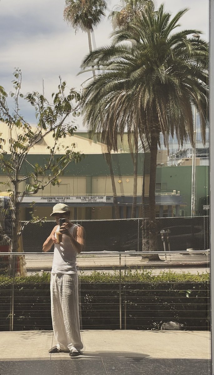 omar being himself 𑣲 tweet media