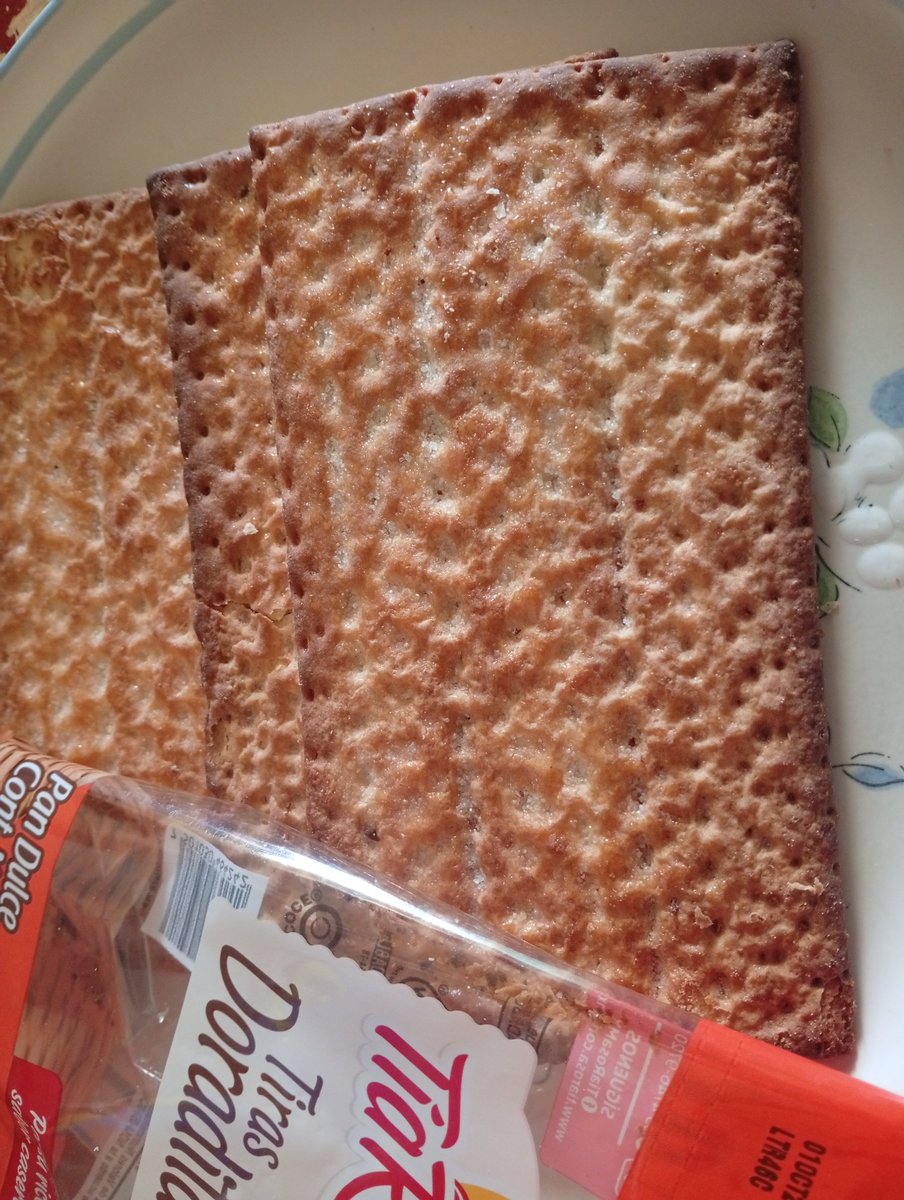 alechectorv's tweet photo. @TiaRosaMx @BimboMx  Compré un paquete de doraditas y el contorno estaba quemado, por ende el sabor era muy desagradable. Ya no tienen la calidad ni el cuidado de antes. https://t.co/dntoOCQhbT