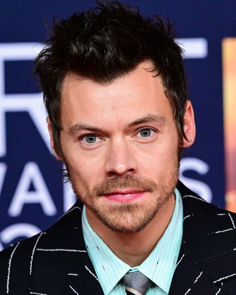 Eles 💋🪩 tweet media