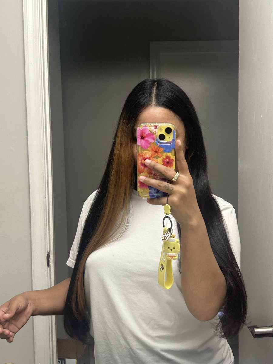 Bodega Baddie tweet media