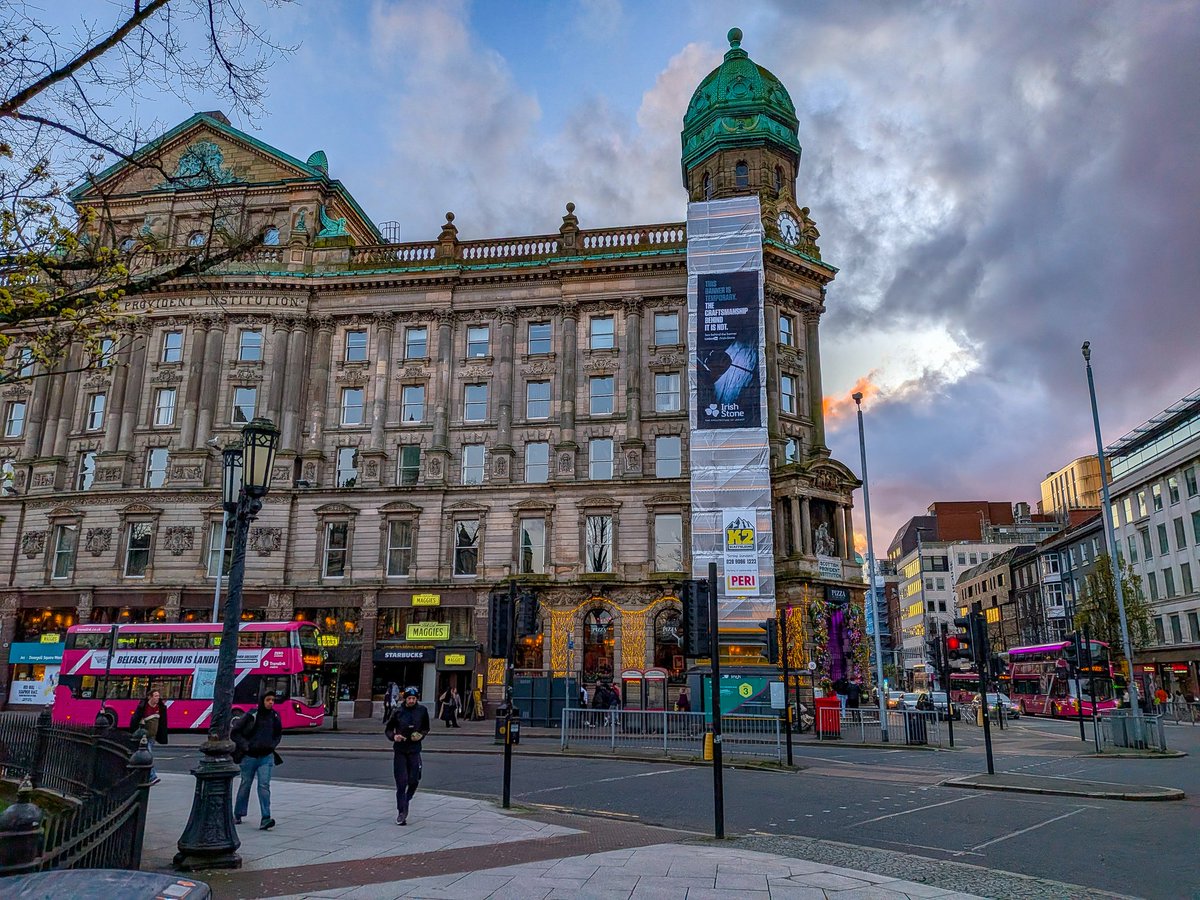 Ianpb1987's tweet image. Friday Night in #BelfastCity 🍻📸
