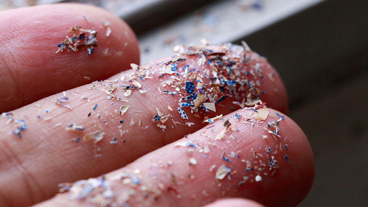 ConspiracyFarm1's tweet photo. With recent news about microplastics. We are learning how synthetic chemicals &amp; heavy metals are causing cellular &amp; DNA damage, resulting in physical, mental &amp; hormonal destruction in ALL OF US! The solution, which DETOXES ON A CELLULAR LEVEL, is wildly simple! LINK IN COMMENTS! https://t.co/dNryQVUYSz