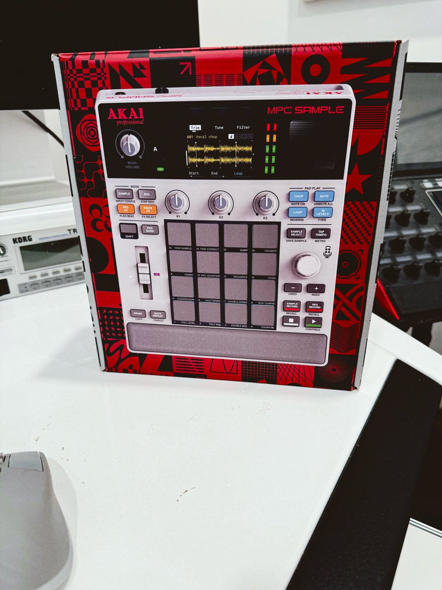 𝖈𝖎𝖕𝖍𝖊𝖗 tweet media