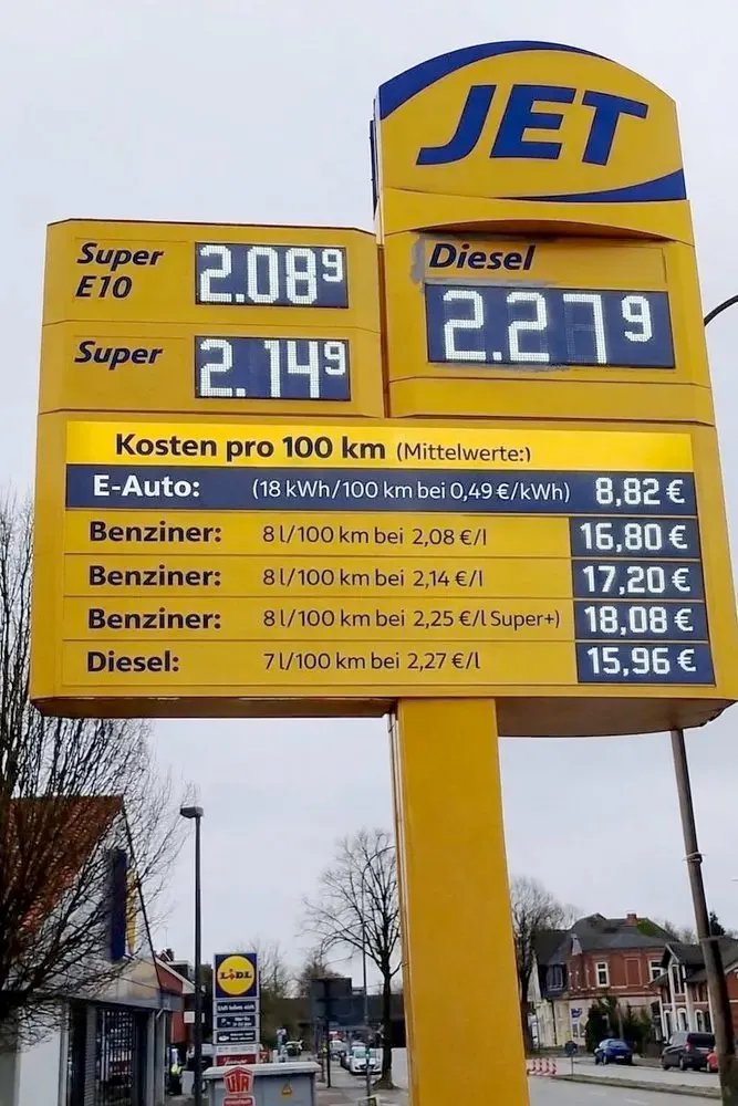 Felix Hamer • electricfelix tweet media