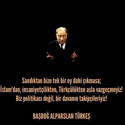 "İnsanlar; yoksulluğa, açlığa, susuzluğa tahammül ederler. Fakat adaletsizliğe, hor görülmeye, aşağılanmaya ASLA müsaade, müsamaha etmezler." 
 #BaşbuğAlpaslanTürkeş  
Vefatının 29. yılında saygıyla rahmetle anıyoruz.🇹🇷🇹🇷🇹🇷
#Başbuğ 
#AlpaslanTürkeş