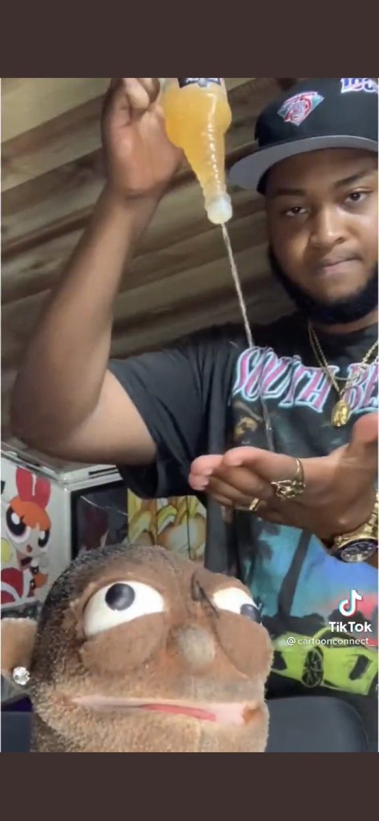 Chris Strong tweet media