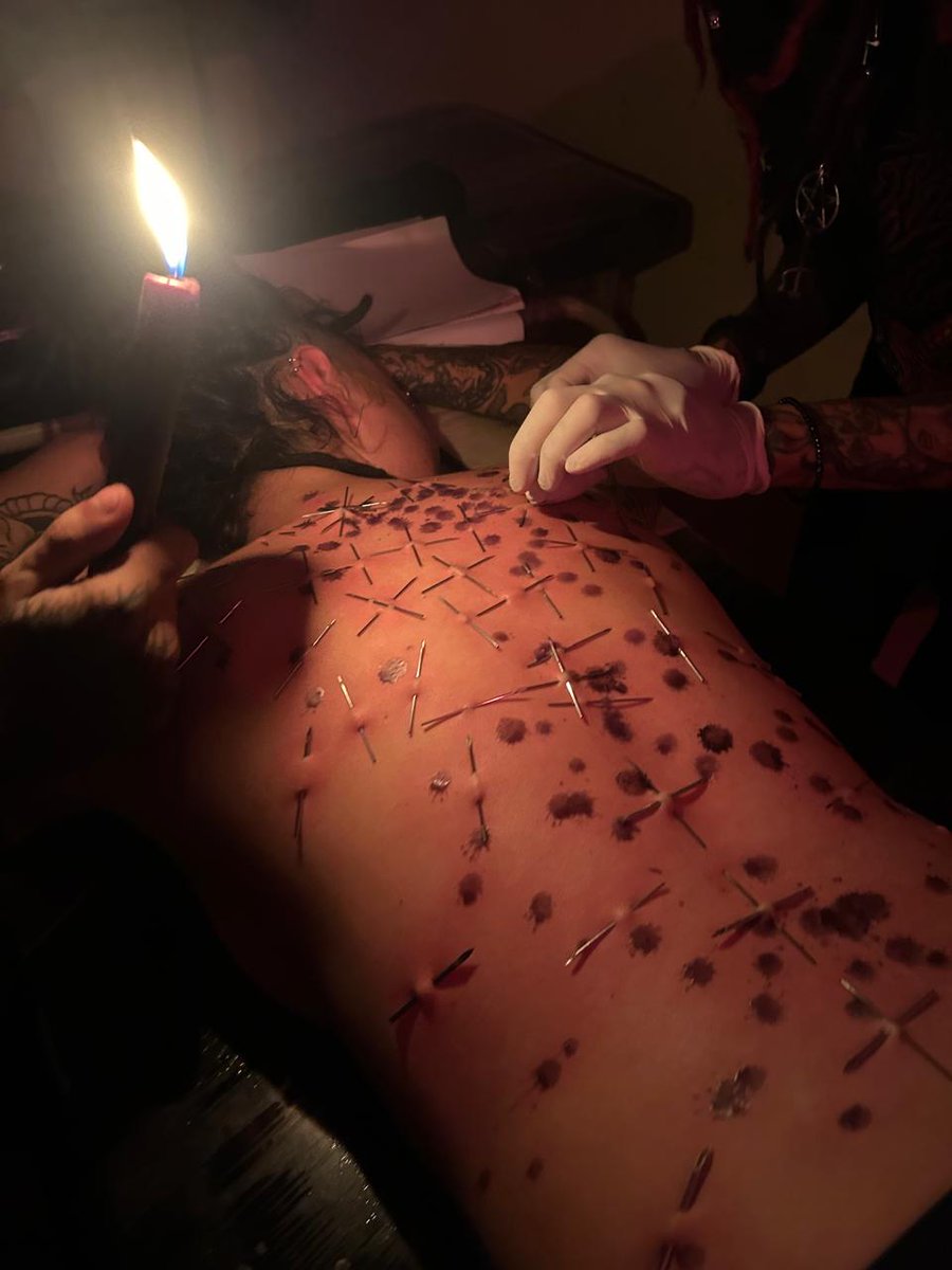 ⛧ K † † † Y ⛧ tweet media