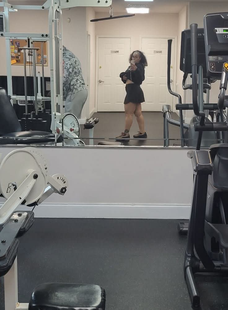 Teena Marie w/2 e's tweet media