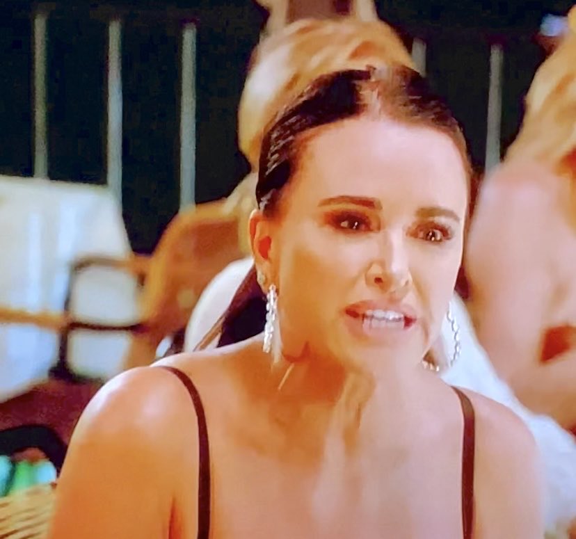 RealRealitySis tweet media