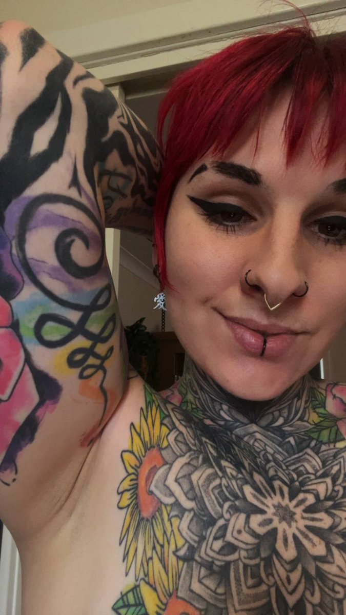 Twoootles tweet media