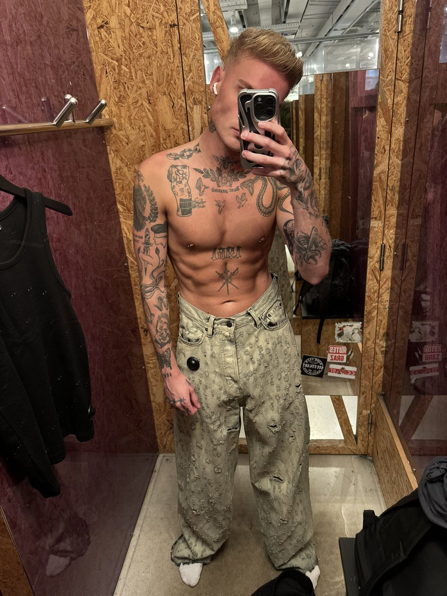 Daniel guldberg tweet media