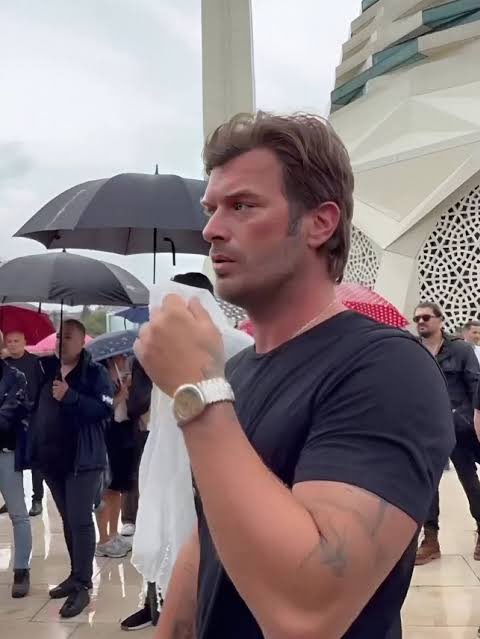 Türk Magazin Efsaneleri tweet media