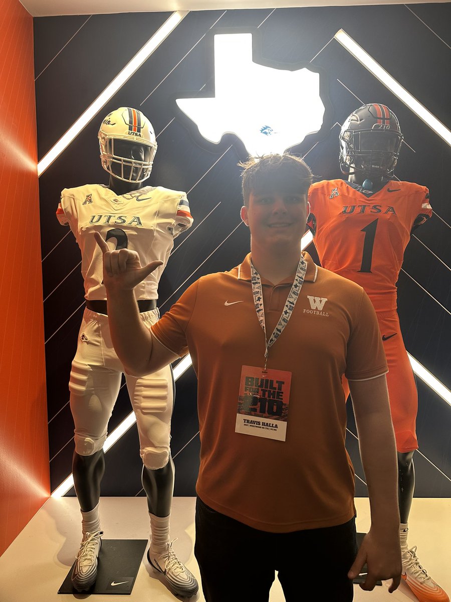 Travis Halla tweet media