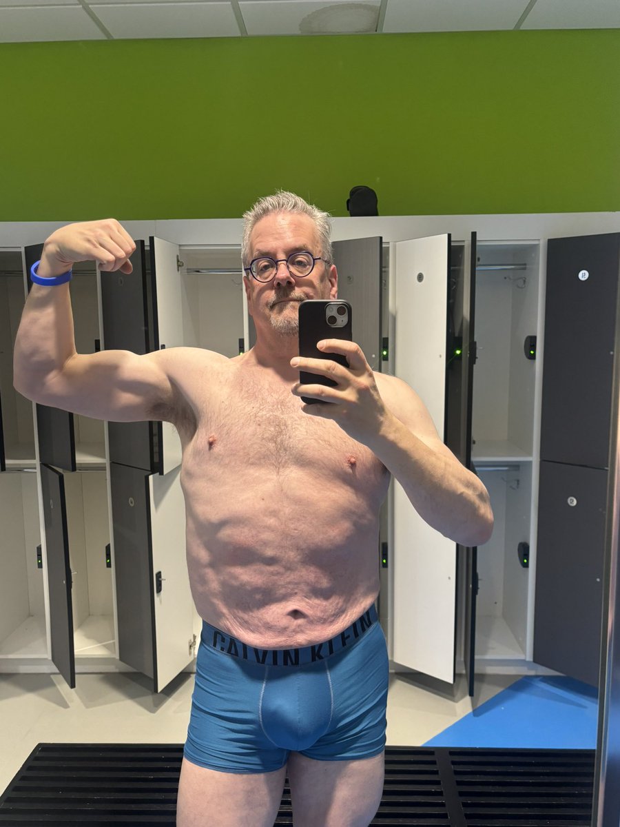 Hadrian Temple tweet media