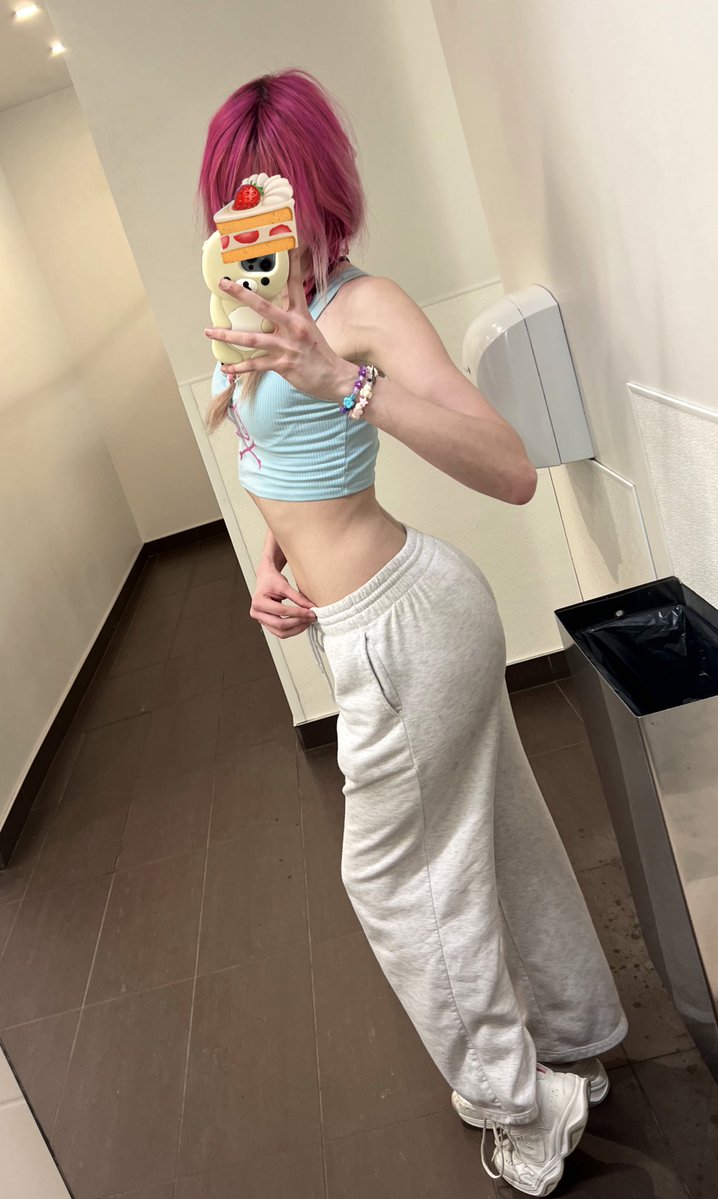 angelina ୨୧₊♱ tweet media