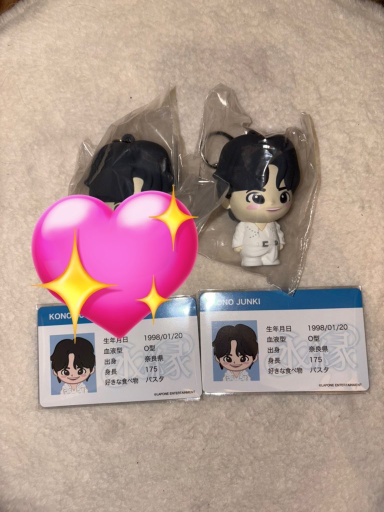 けいけい tweet media