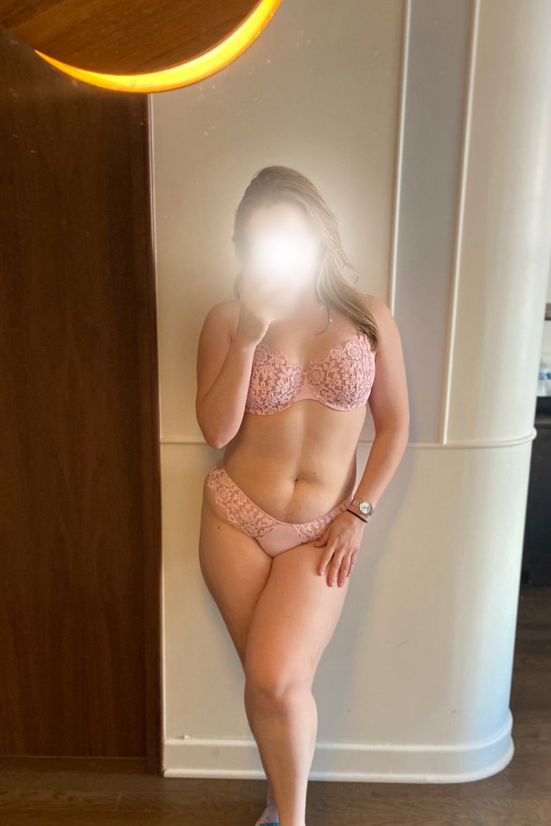 ESJ • New Account 🌸🩷 tweet media