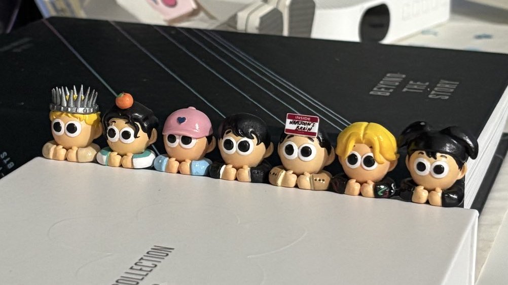 Mina⁷ 🇵🇪 Comms open (2/3) tweet media