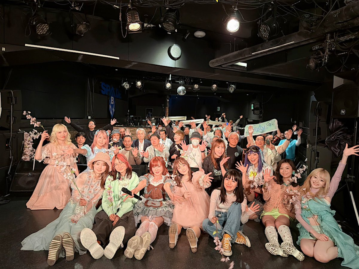 想ワレえみこ tweet media