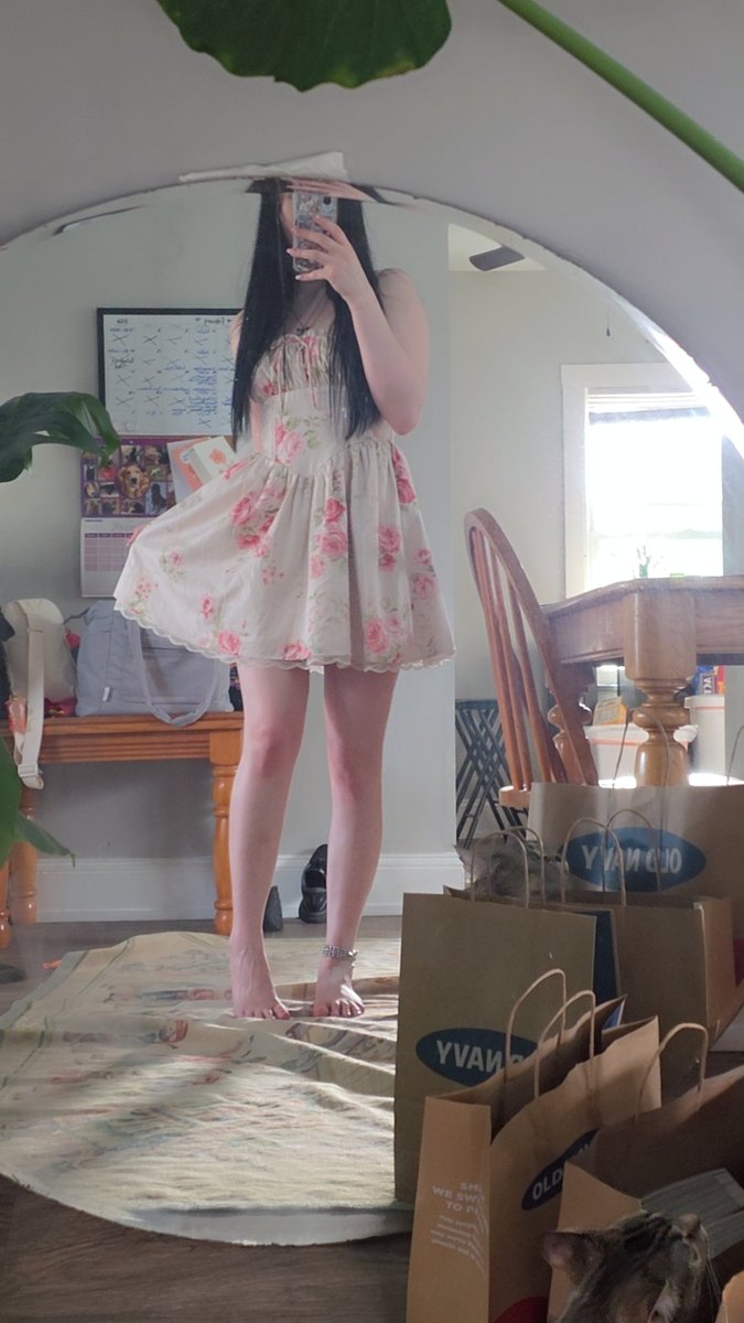 nymphi 👑 tweet media