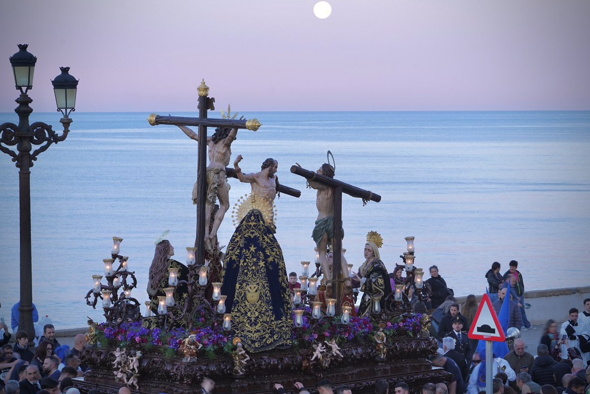 ᴍʀʙᴜɪɢᴀ tweet media