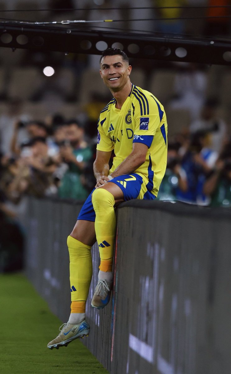 ﮼كاريزما ⚡ tweet media