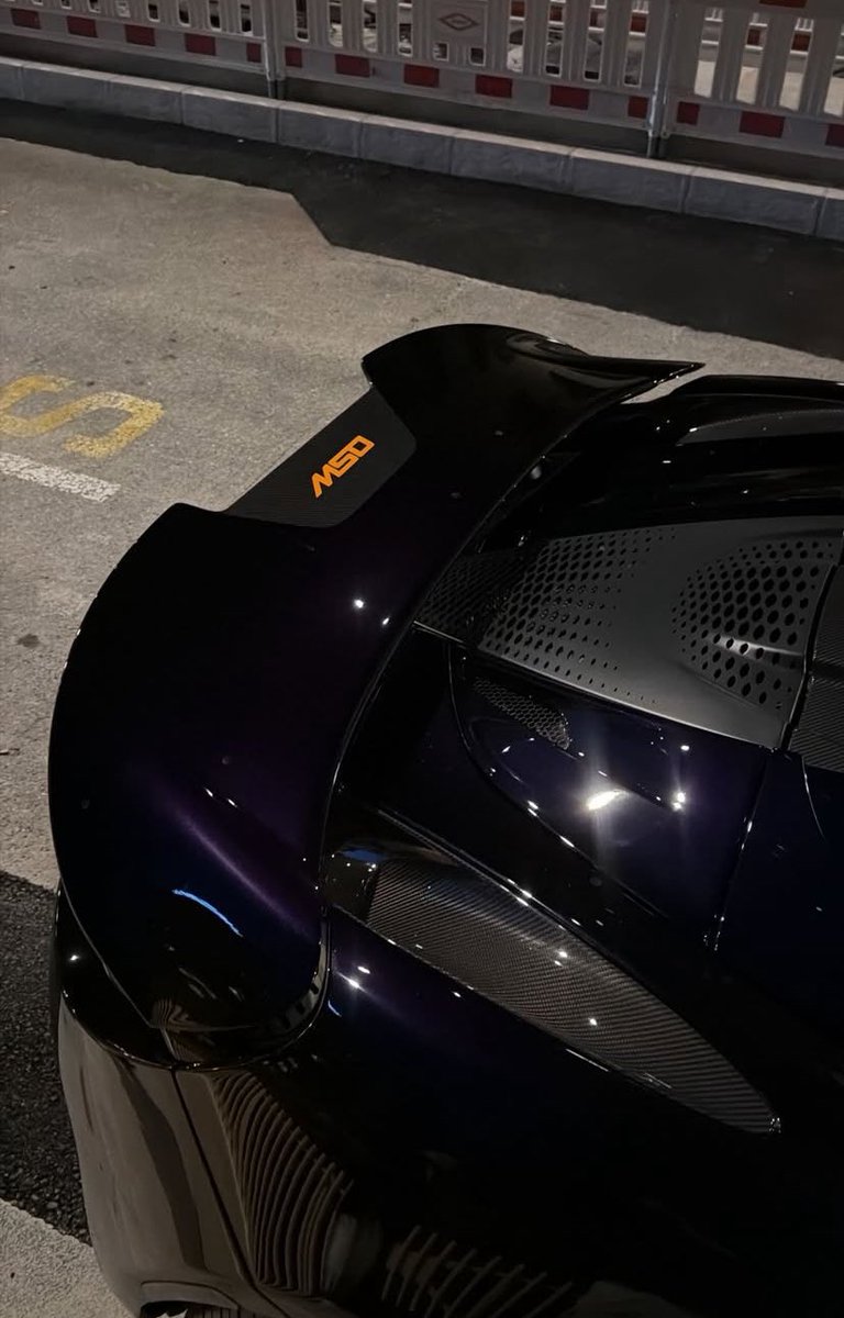 ally ✨ tweet media