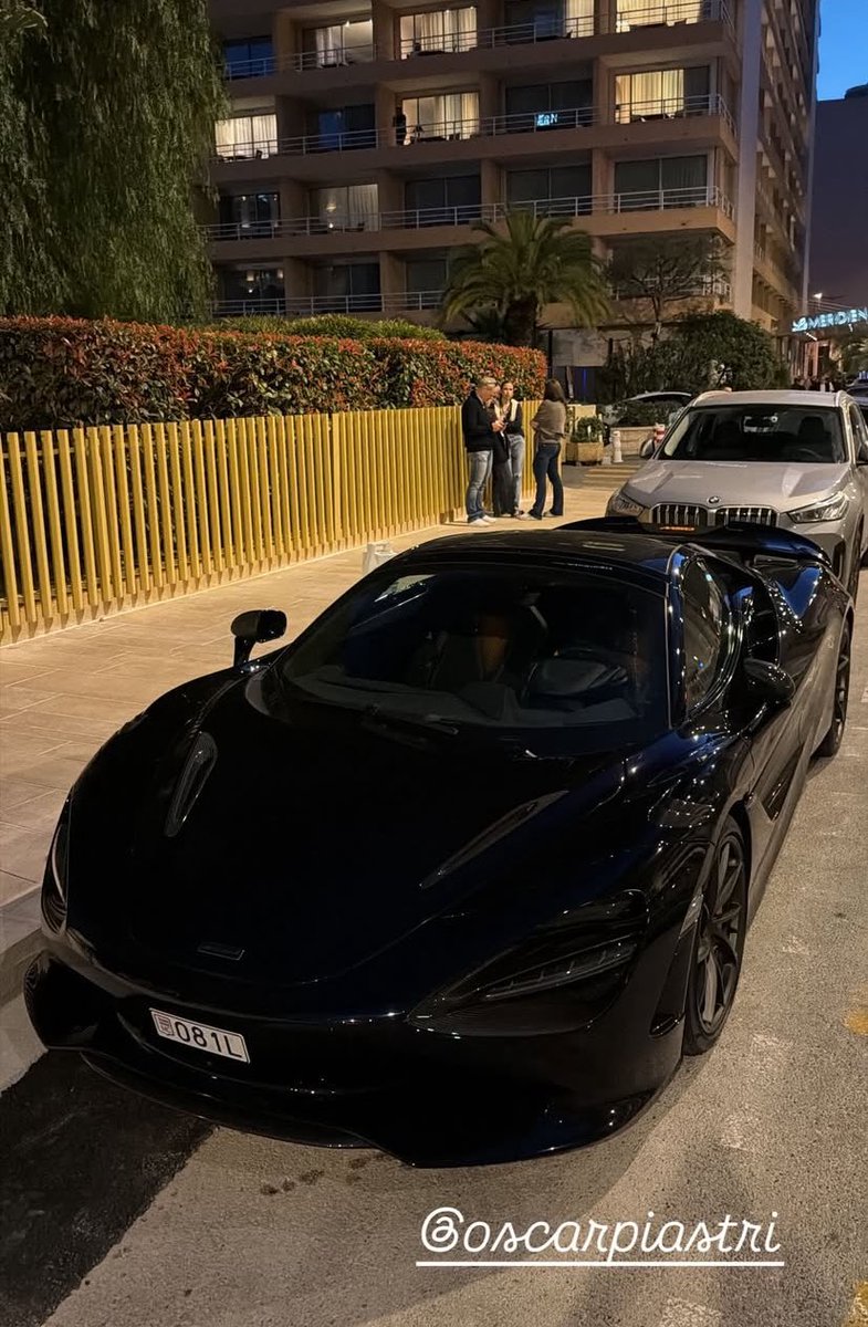 ally ✨ tweet media