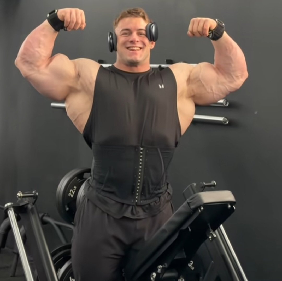 muscle_growth00's tweet photo. #muscelgrowth #muscle #muscleflex #muscleinflation #sexymuscle #musclegay https://t.co/AMgFjLIwiU