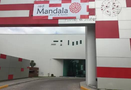 Raúl yFernandapareja sw tweet media