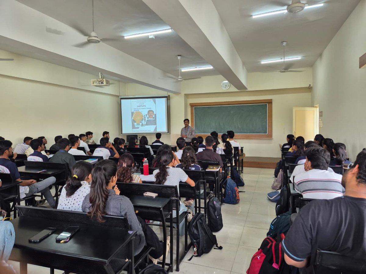 IICPCCoE's tweet photo. On National Youth Day 2026, Department of AS&amp;H PCCoE Pune in Association with IEN PCCoE Organized a session on Startup -Service to Product based on 12th February 2026. Dr.M.B.Kadam. He discussed need of transition from service to product based startups. https://t.co/L1rcYYufDN