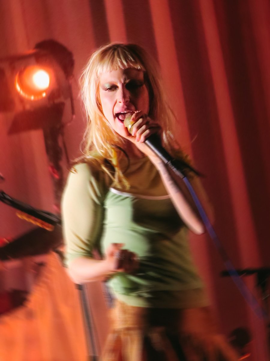 Paramore-Music.com tweet media